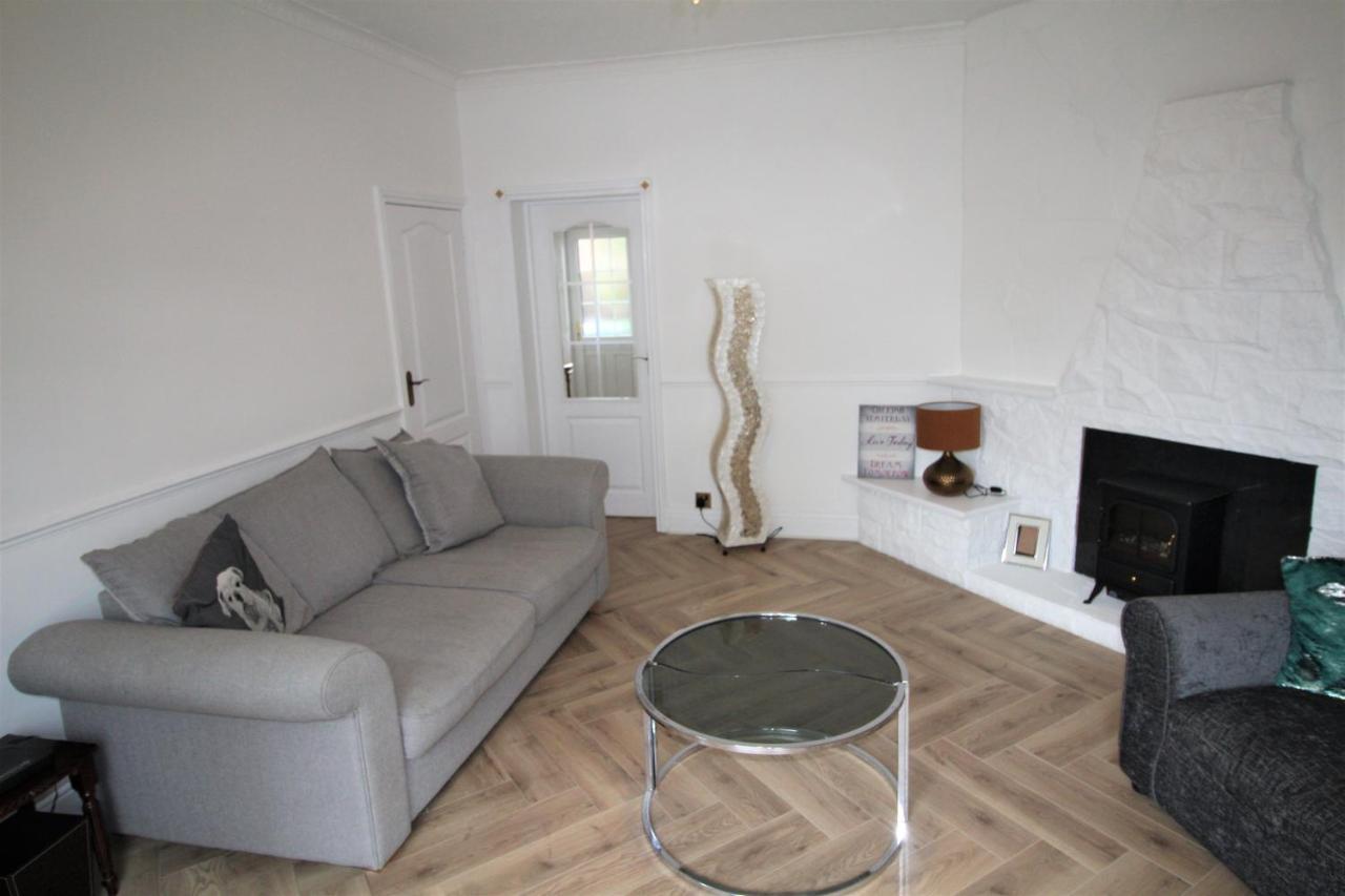 Whitley Bay - Sleeps 6 - Refurbished Throughout - Fast Wifi - Dogs Welcome Dış mekan fotoğraf