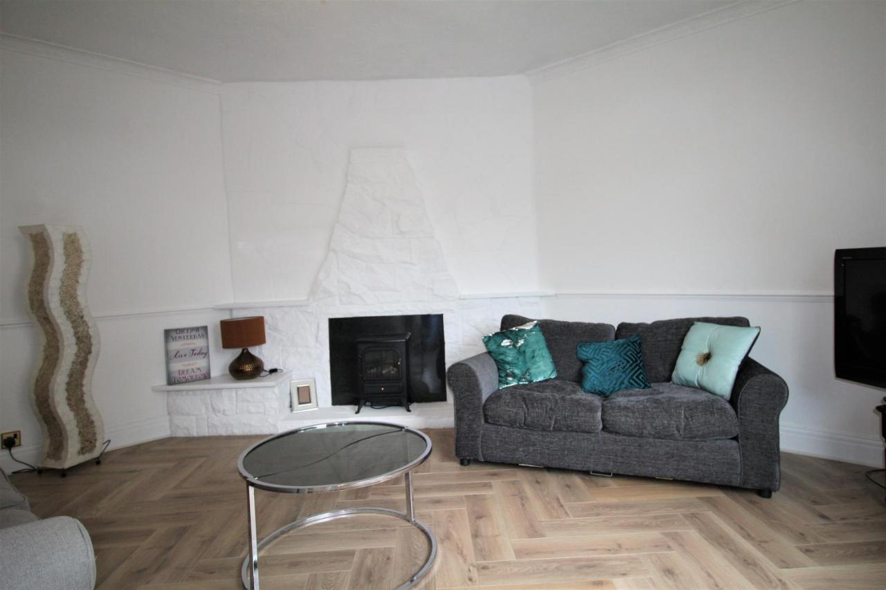 Whitley Bay - Sleeps 6 - Refurbished Throughout - Fast Wifi - Dogs Welcome Dış mekan fotoğraf